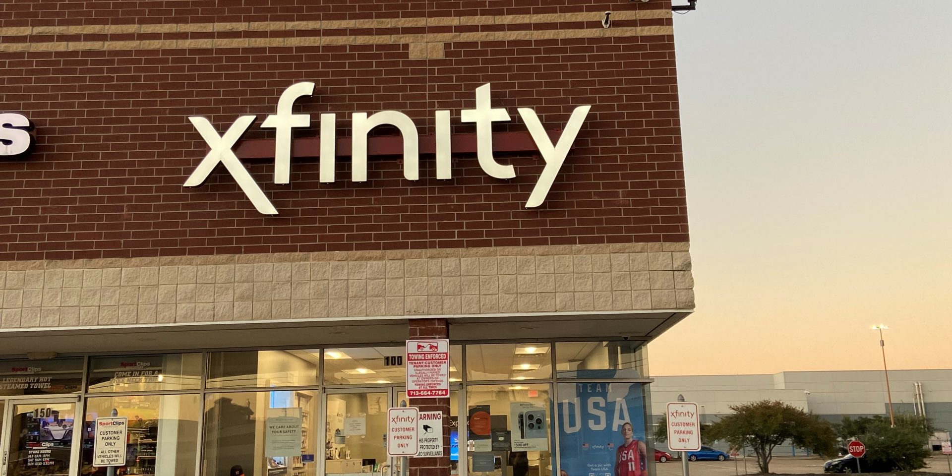 Memorial City Houston Texas Blufox Mobile Xfinity Authorized Retailer